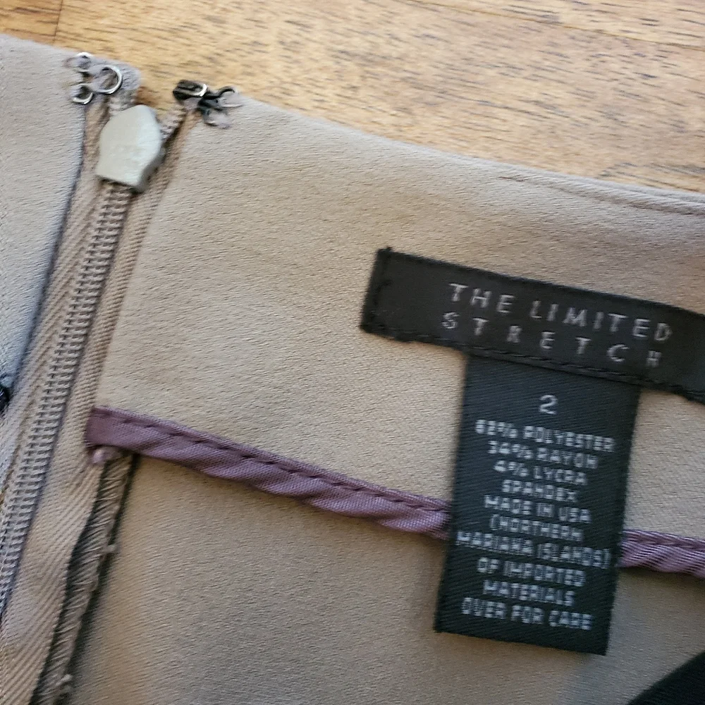 The Limited Skirt Size 2 Stretch Mini Beige Slit